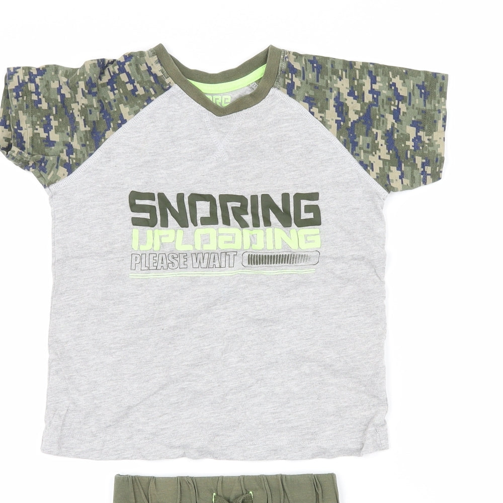 Matalan Boys Grey Camouflage   Pyjama Set Size 5 Years  - Slogan