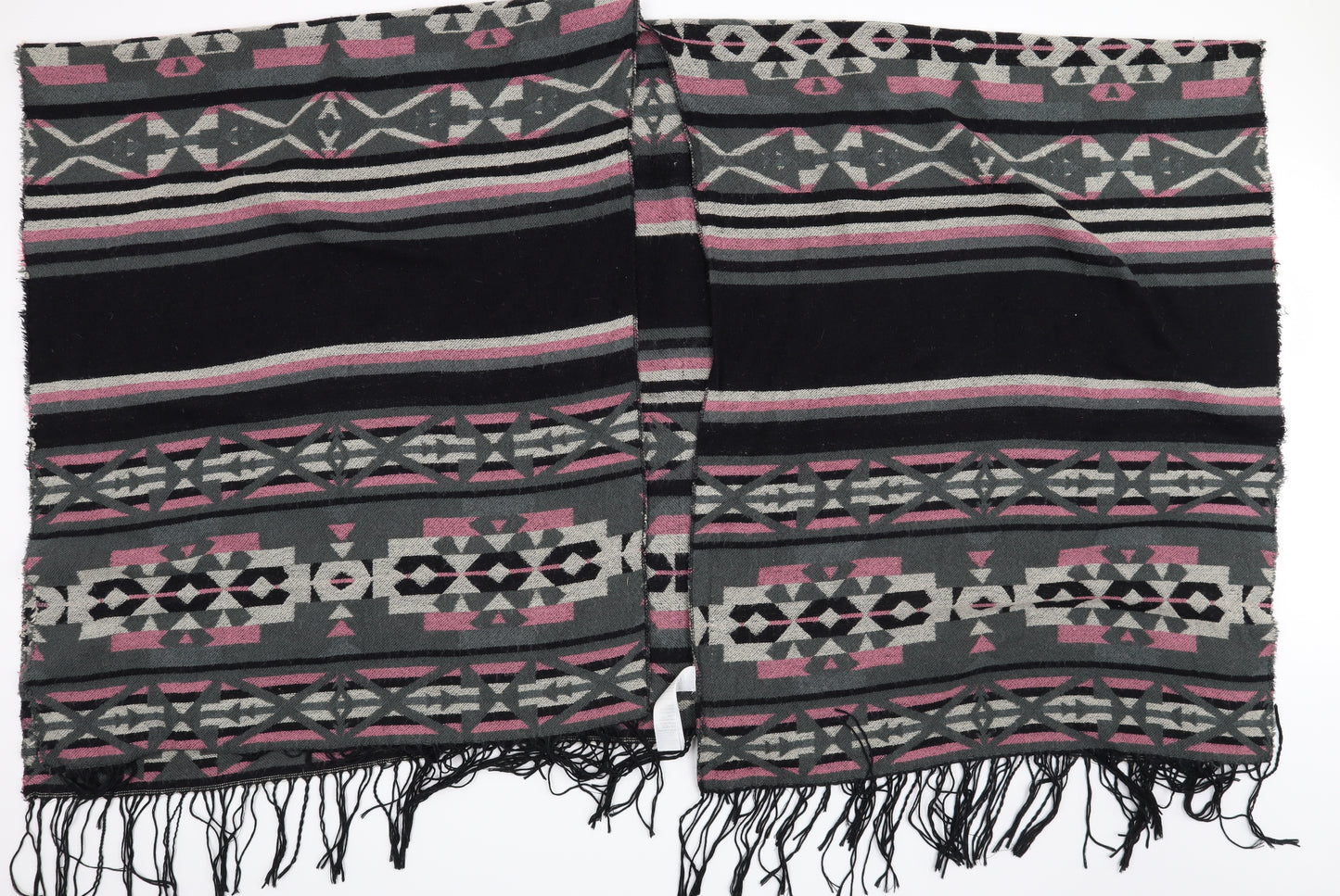 New Look Womens Black Geometric   Shawl/Wrap