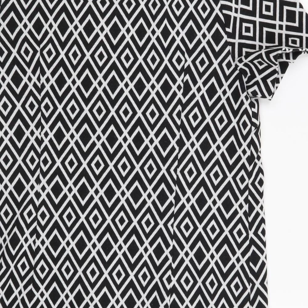 TU Womens Black Geometric  Shift  Size 16