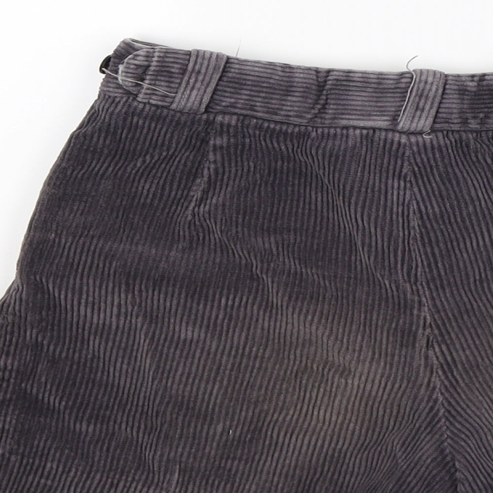 Preworn Womens Grey  Corduroy Bermuda Shorts Size 4