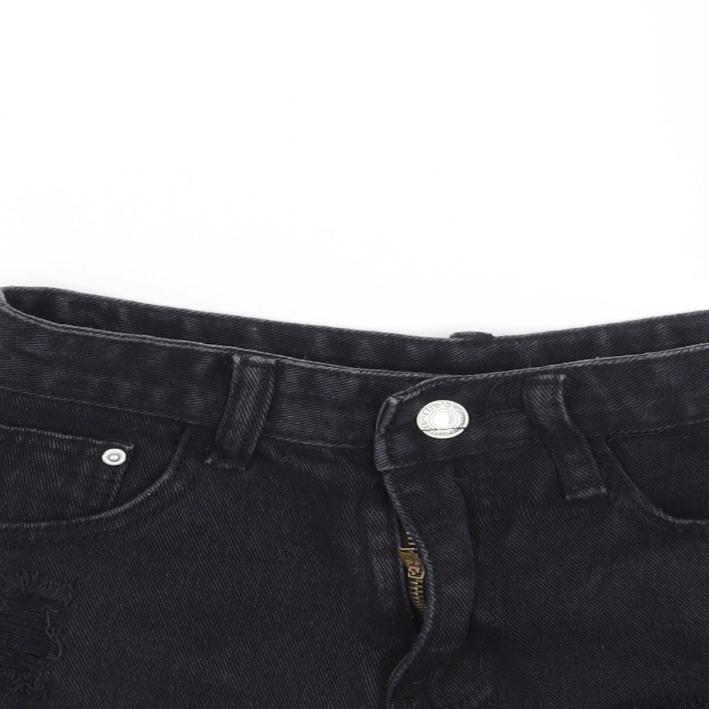 Preworn Womens Black   Cut-Off Shorts Size S
