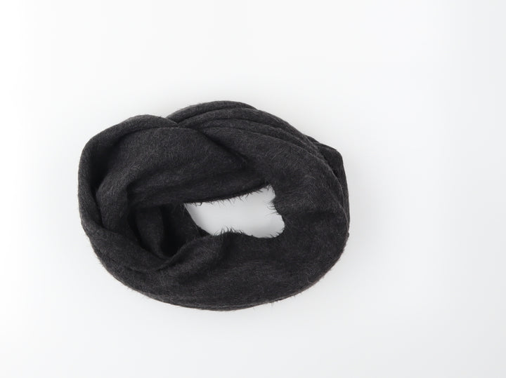 Preworn Womens Grey Scarf