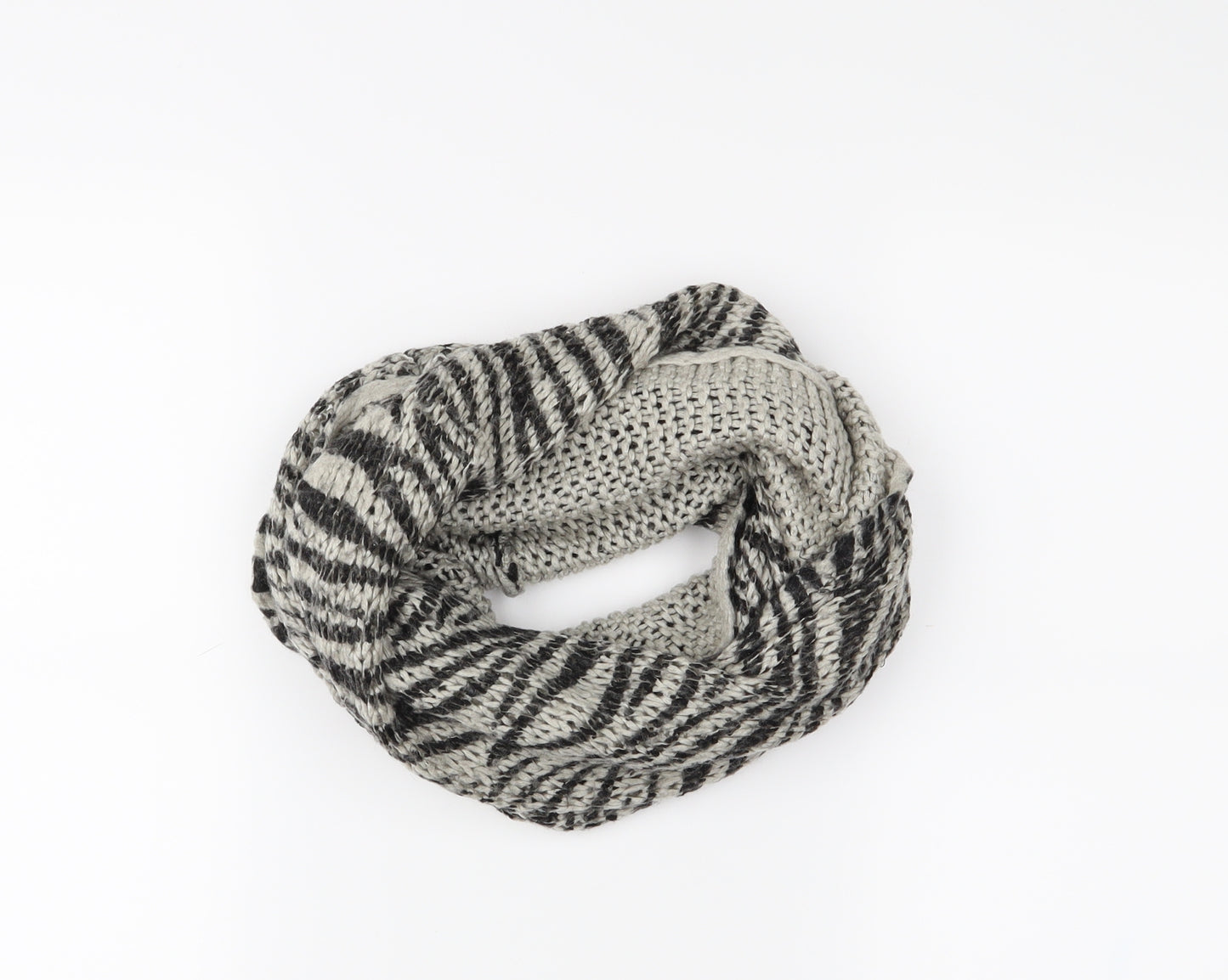 Preworn Womens Grey Animal Print   Scarf