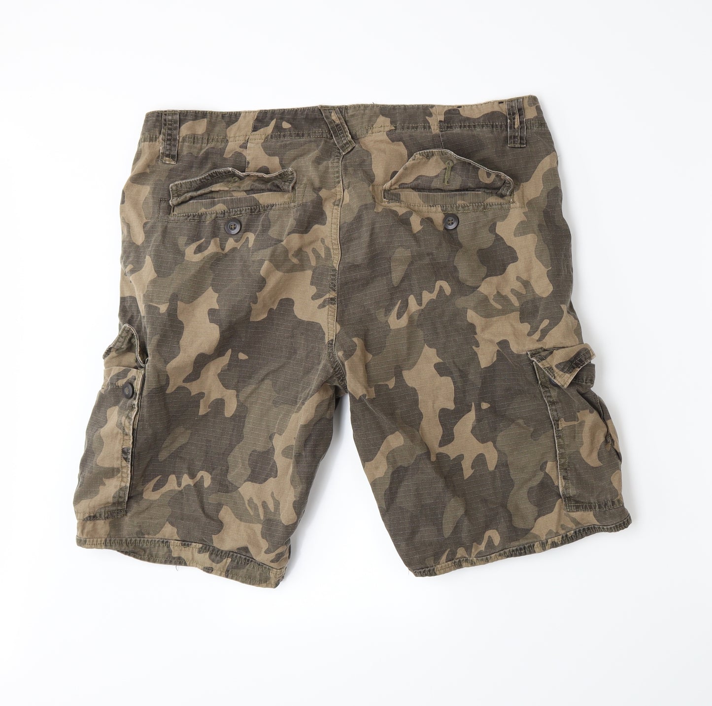 Preworn Mens Green Camouflage  Cargo Shorts Size 36