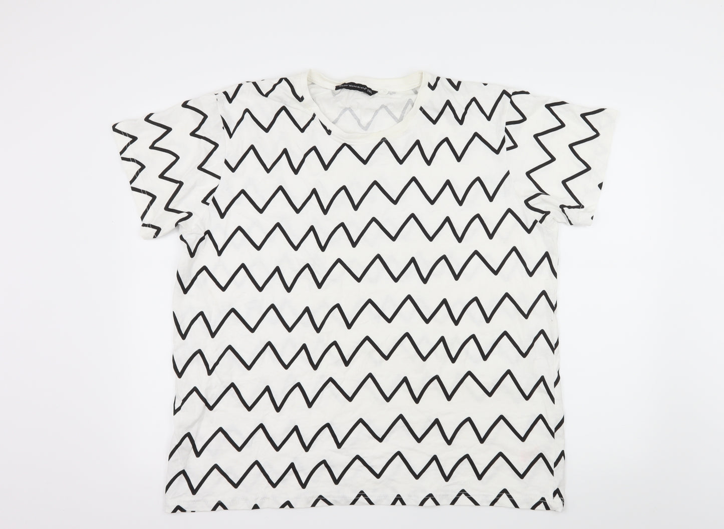 Cedar Wood State Mens White Striped Jersey  T-Shirt Size 2XL