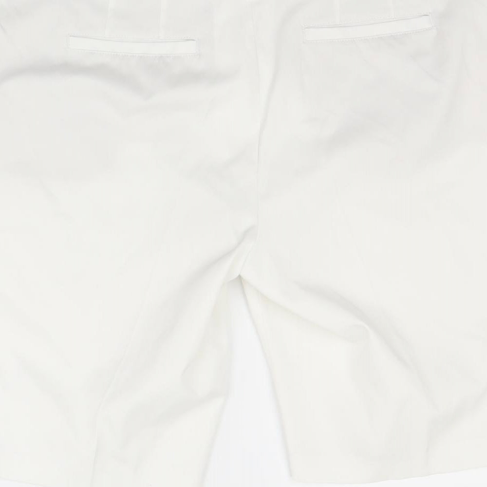 Preworn Womens White   Chino Shorts Size 10