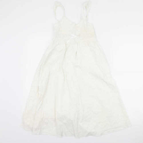 Cherokee Girls White   A-Line  Size 10-11 Years