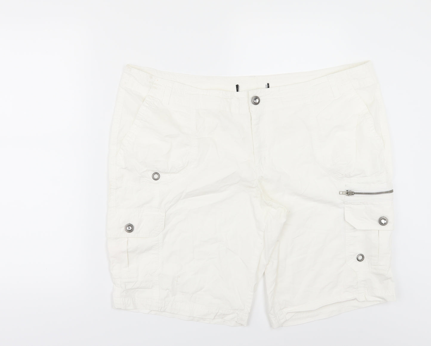 Preworn Womens White   Cargo Shorts Size 44 in