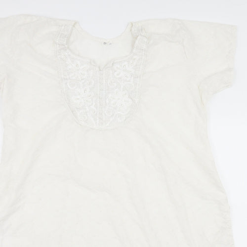 Preworn Womens White Paisley  Basic Blouse Size 10  - Long Line