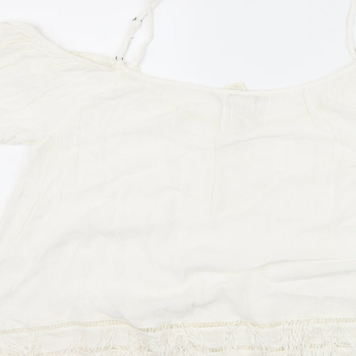 FOREVER 21 Womens Ivory   Basic T-Shirt Size L  - Cut Out Shoulder