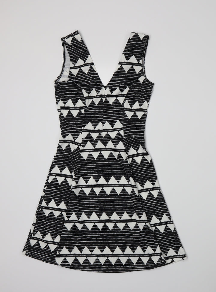 H&M` Womens Black Striped  A-Line  Size XS