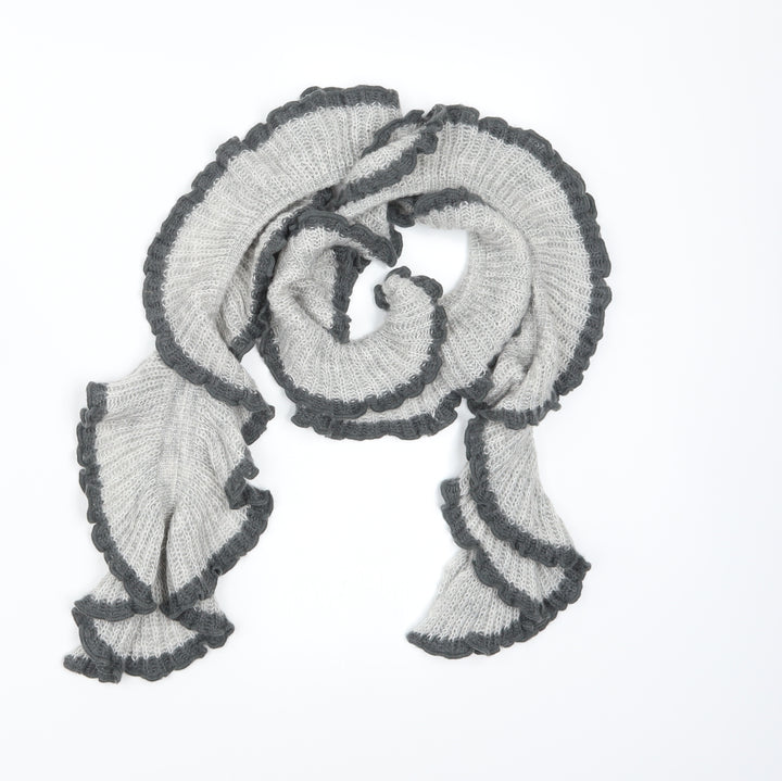Preworn Womens Grey  Knit  Scarf