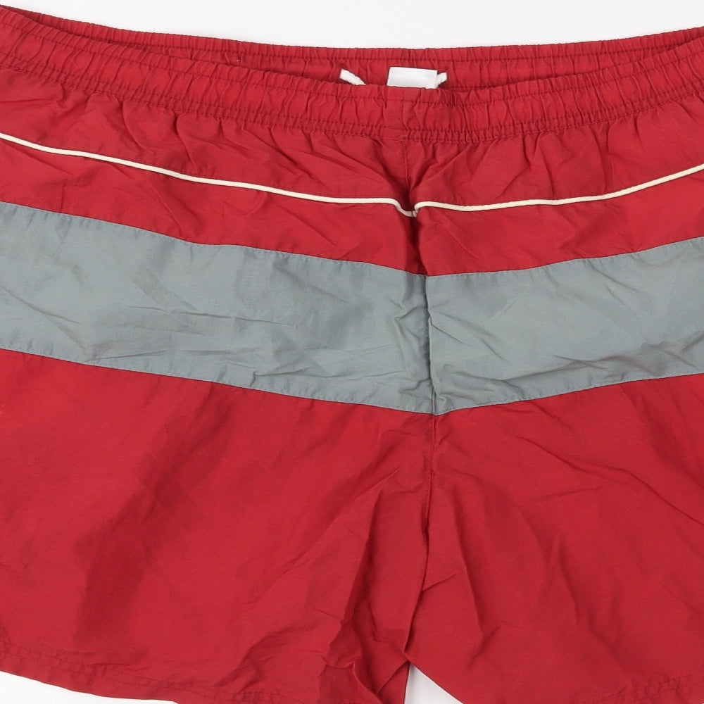 Ocean Club Mens Red   Sweat Shorts Size XL