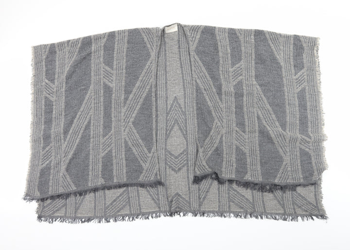 I Love my moment Womens Grey Geometric Knit Jacket  One Size
