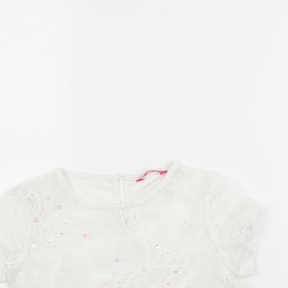 Young Dimension Girls White   Basic Blouse Size 8-9 Years