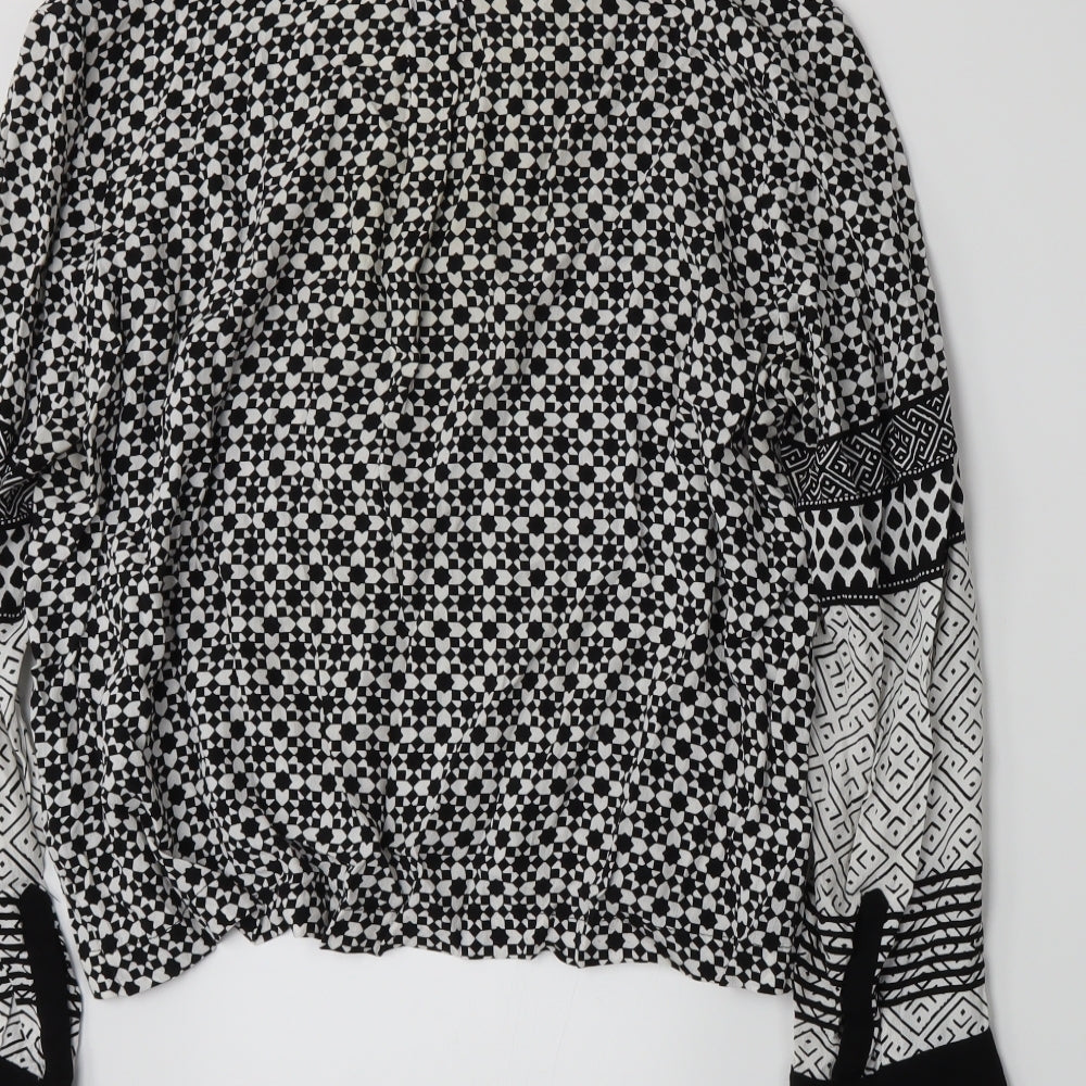 H&M Womens Black Geometric  Basic T-Shirt Size 16