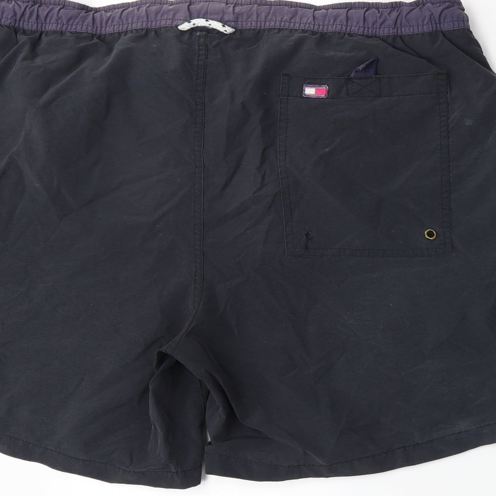 Tommy Hilfiger Mens Grey   Athletic Shorts Size M