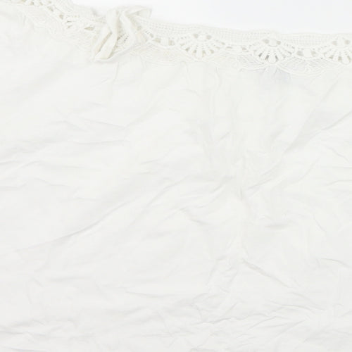 New Look Womens White   Basic T-Shirt Size 6  - Cut Out Shoulder