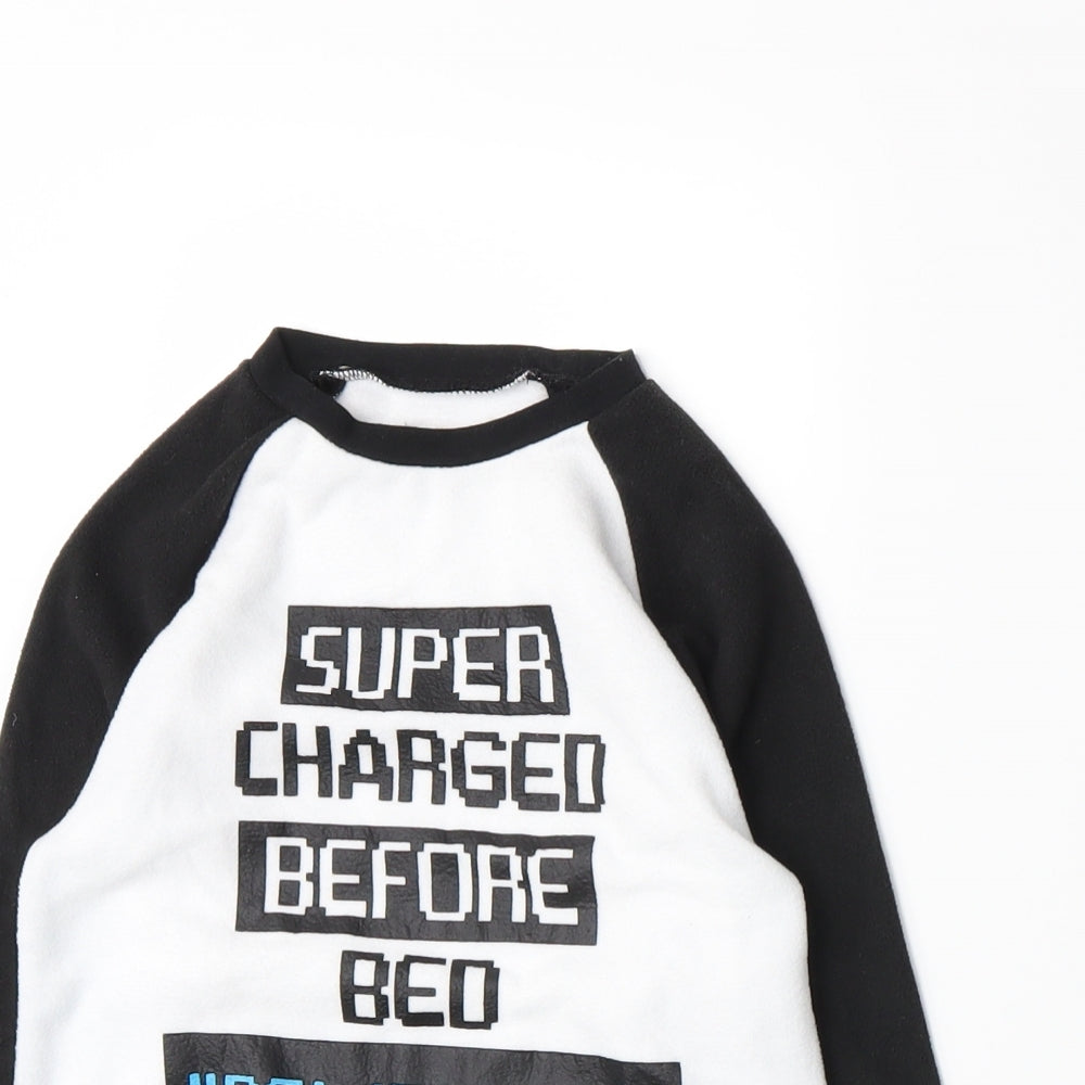 Studio Boys White  Fleece Pullover Sweatshirt Size 2-3 Years