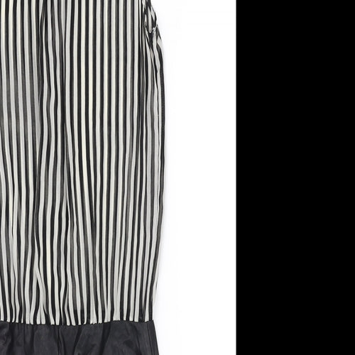 Trafaluc Womens White Striped  A-Line  Size 4
