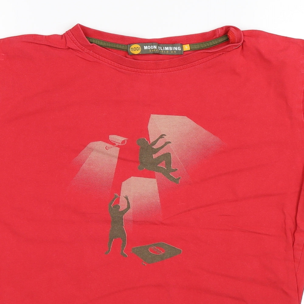 Moon Climbing Mens Red    T-Shirt Size S