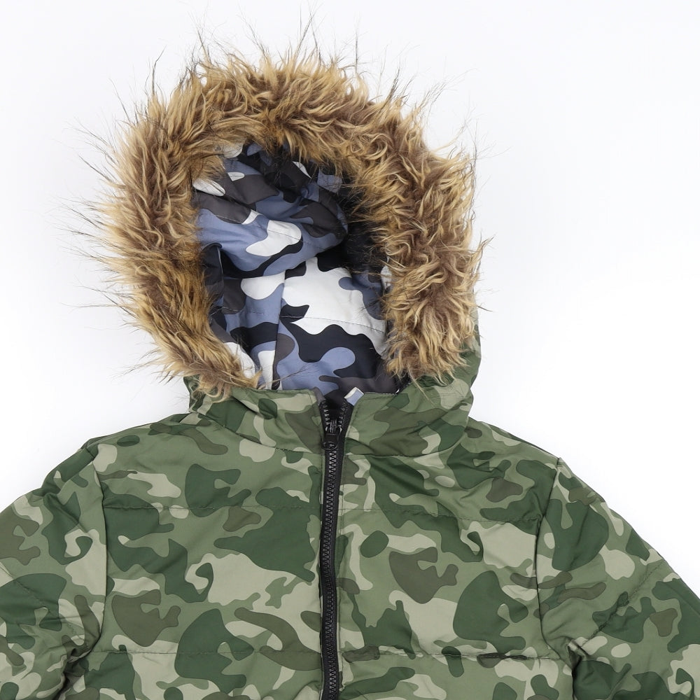 Preworn Boys Green Camouflage  Puffer Jacket Coat Size M