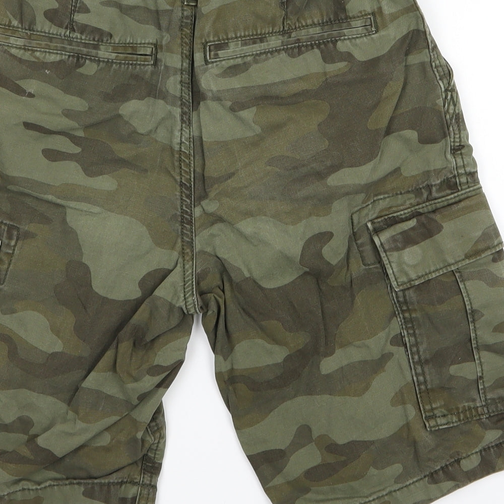 Gap Boys Green Camouflage  Cargo Shorts Size 14 Years
