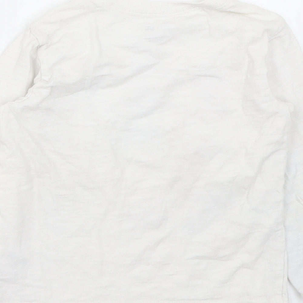 Gap  Boys White    T-Shirt Size 5 Years
