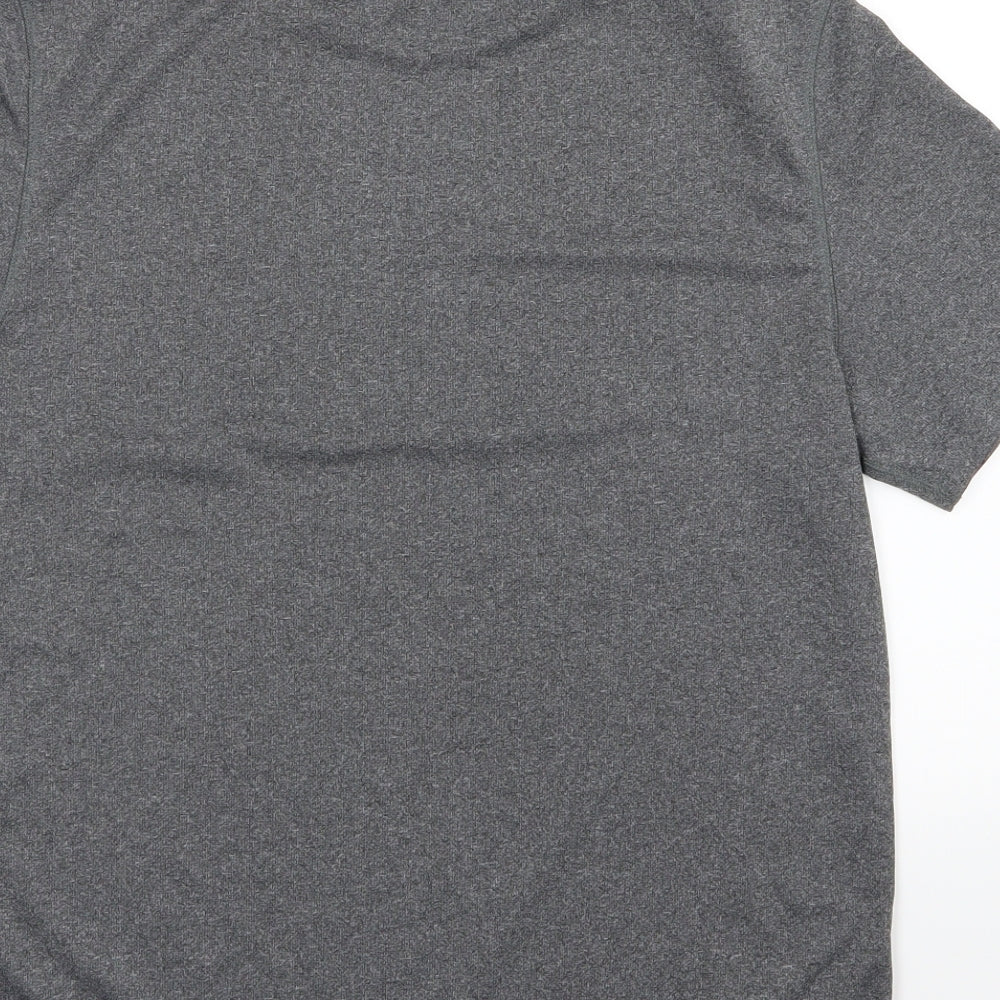 Champion Mens Grey    T-Shirt Size M