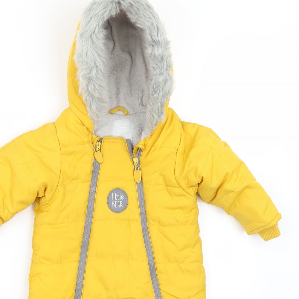 Fun & play Baby Yellow   Babygrow One-Piece Size 9-12 Months