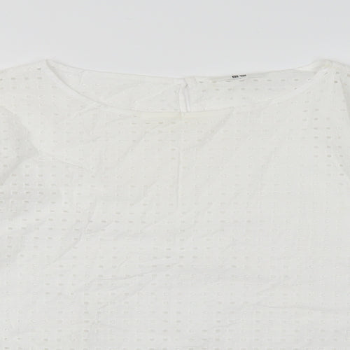UNI QLO Womens White   Basic  Size L
