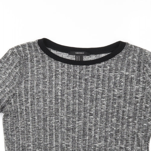 FOREVER 21 Womens Grey   Basic T-Shirt Size M