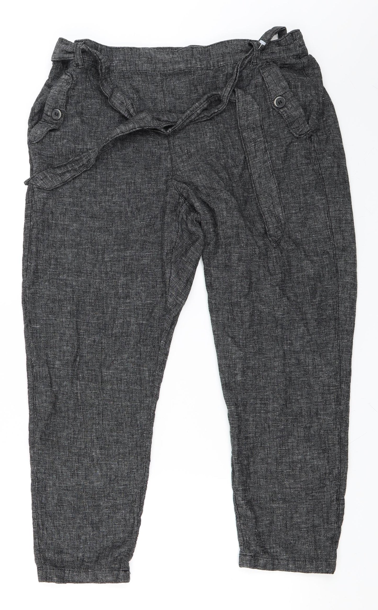 Nutmeg Womens Black   Cropped Trousers Size 18 L25.5 in