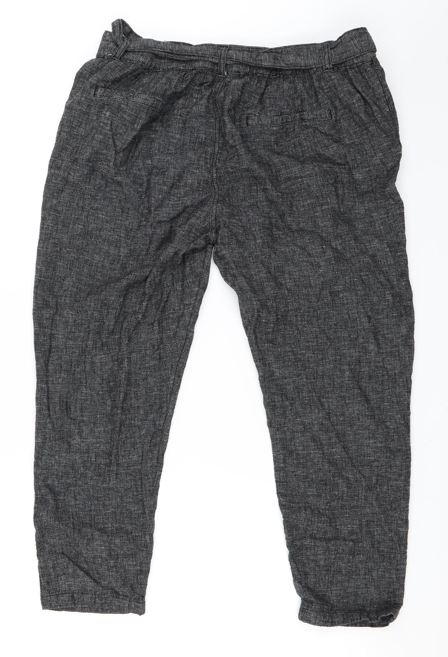 Nutmeg Womens Black   Cropped Trousers Size 18 L25.5 in