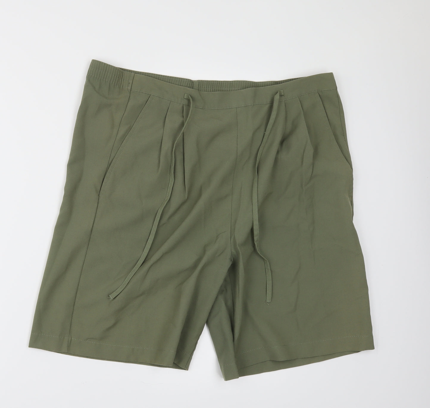 Isabella Womens Green   Chino Shorts Size 16