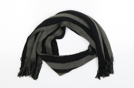 Front view of Cedarwood State men’s multicoloured striped knit scarf one size