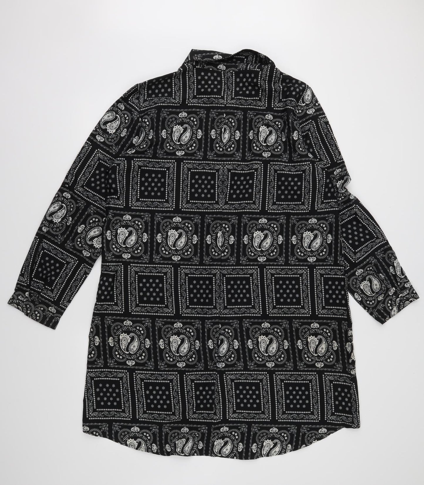 Boohoo Womens Black Paisley  Basic Button-Up Size 18