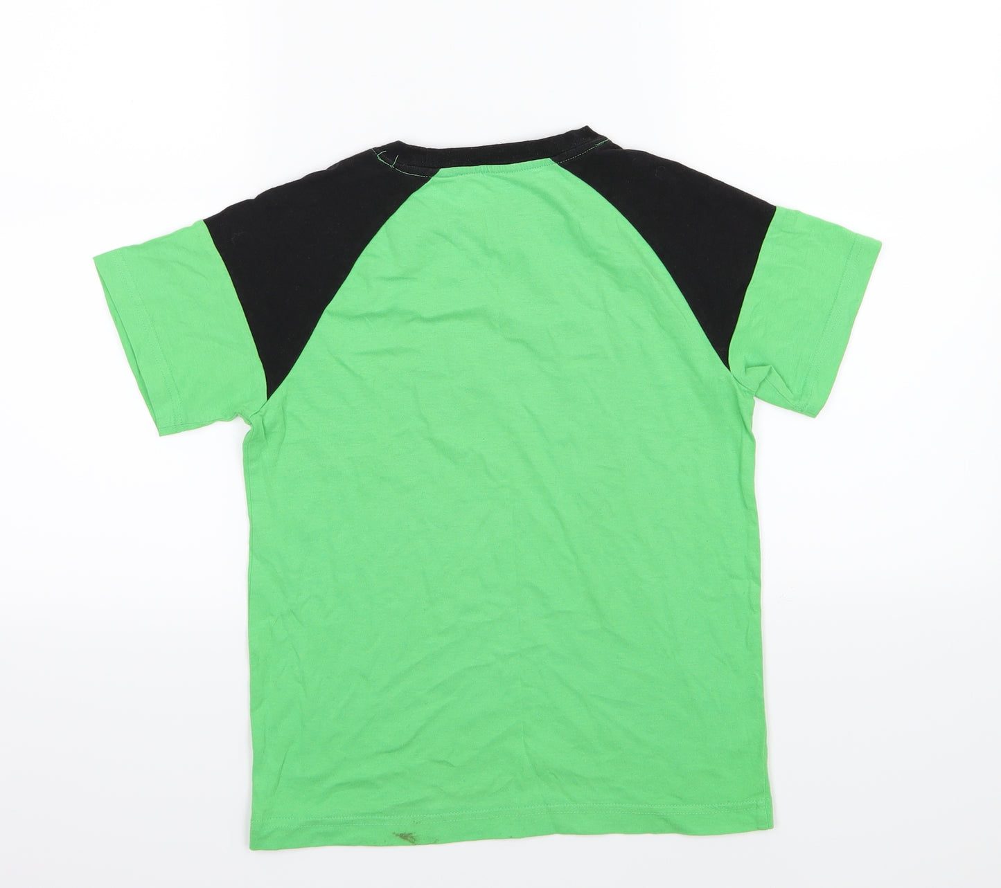 Nike Boys Green  Jersey Basic T-Shirt Size S