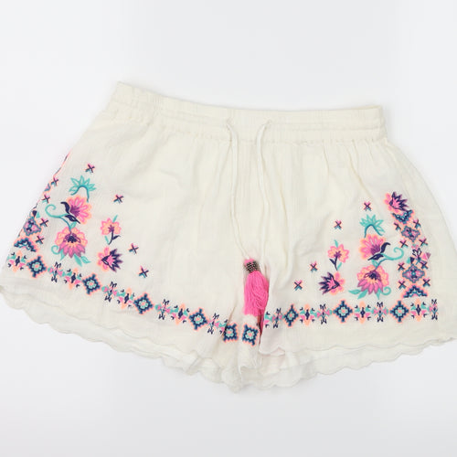 F&F Womens White Geometric  Hot Pants Shorts Size S