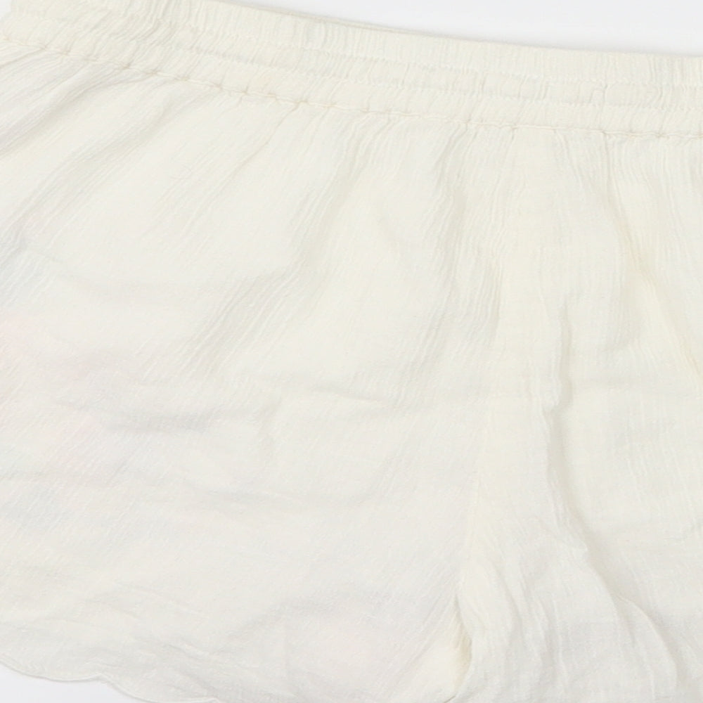F&F Womens White Geometric  Hot Pants Shorts Size S