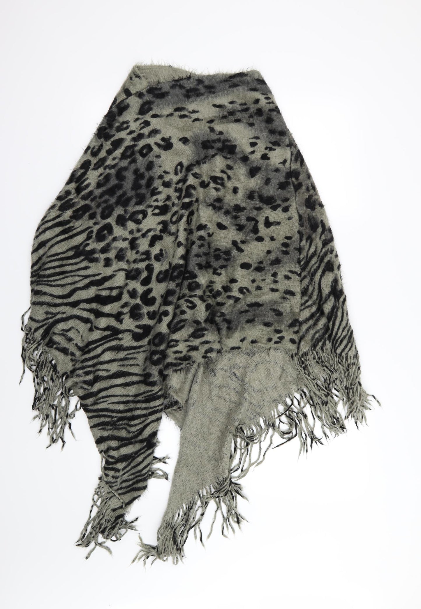 Preworn Womens Grey Animal Print Knit Jacket Poncho One Size