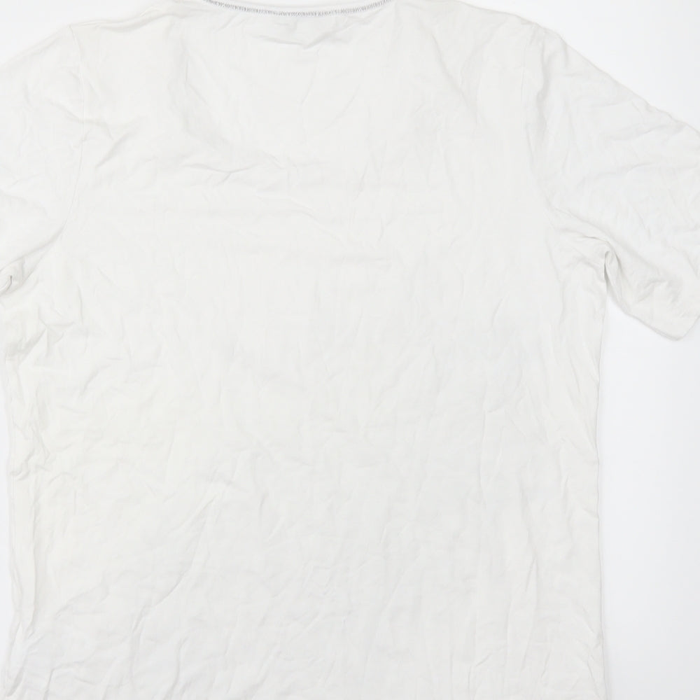 Signature Womens White   Basic T-Shirt Size L