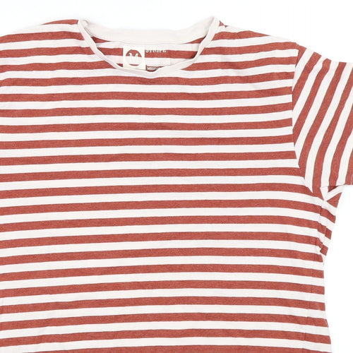 Cedar Wood State Mens Red Striped   T-Shirt Size M