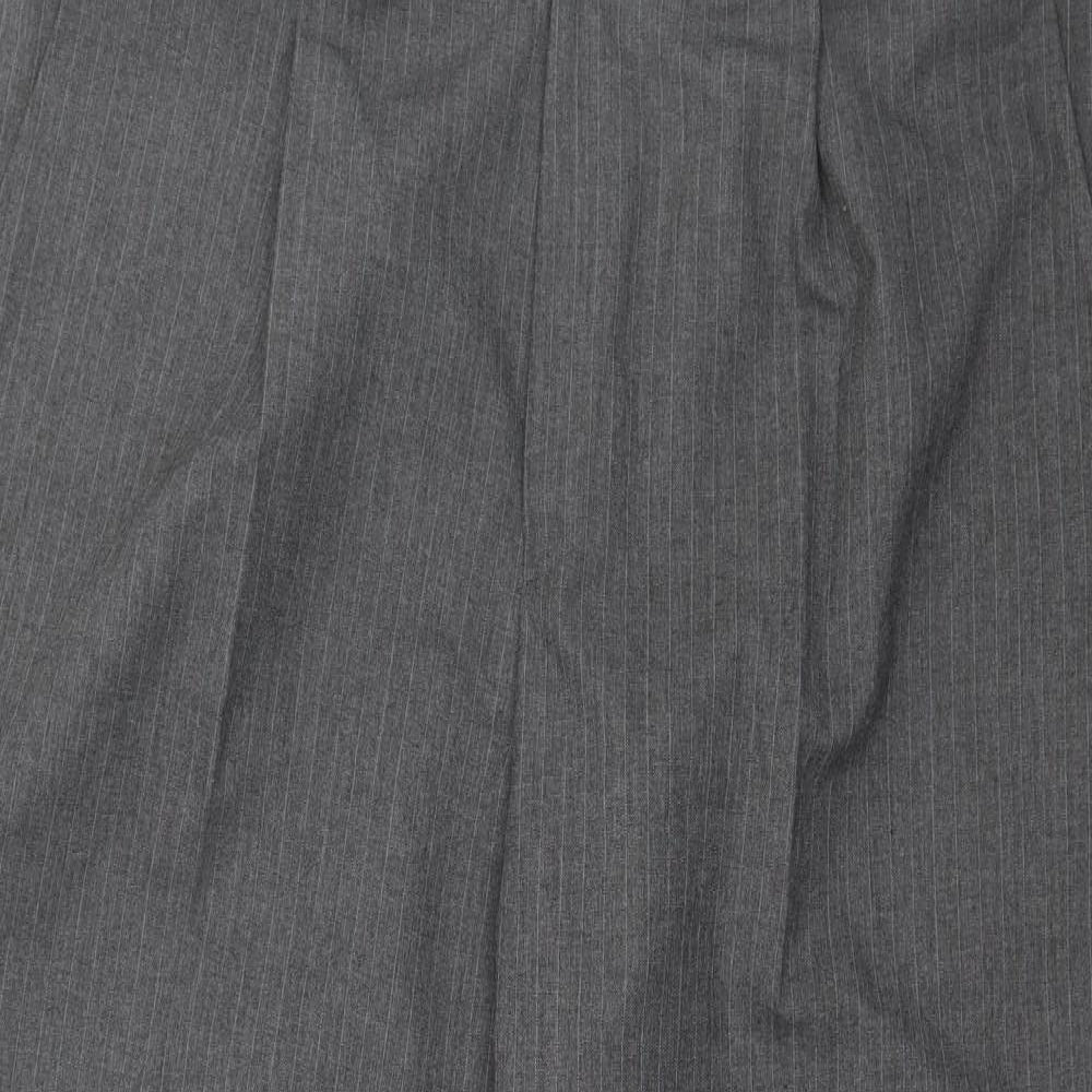 Dunnes Womens Grey Striped  Trousers  Size 40 in L29 in