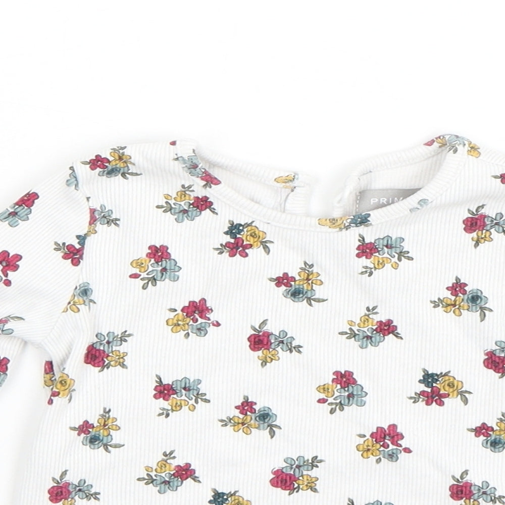 Primark Girls White Floral  Basic T-Shirt Size 9-12 Months