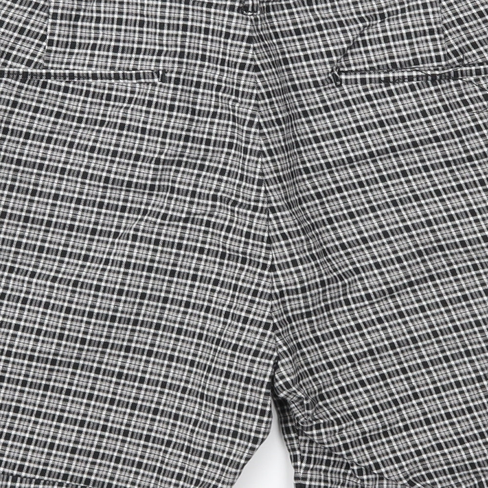 River Island Mens Black Check  Chino Shorts Size 36 in
