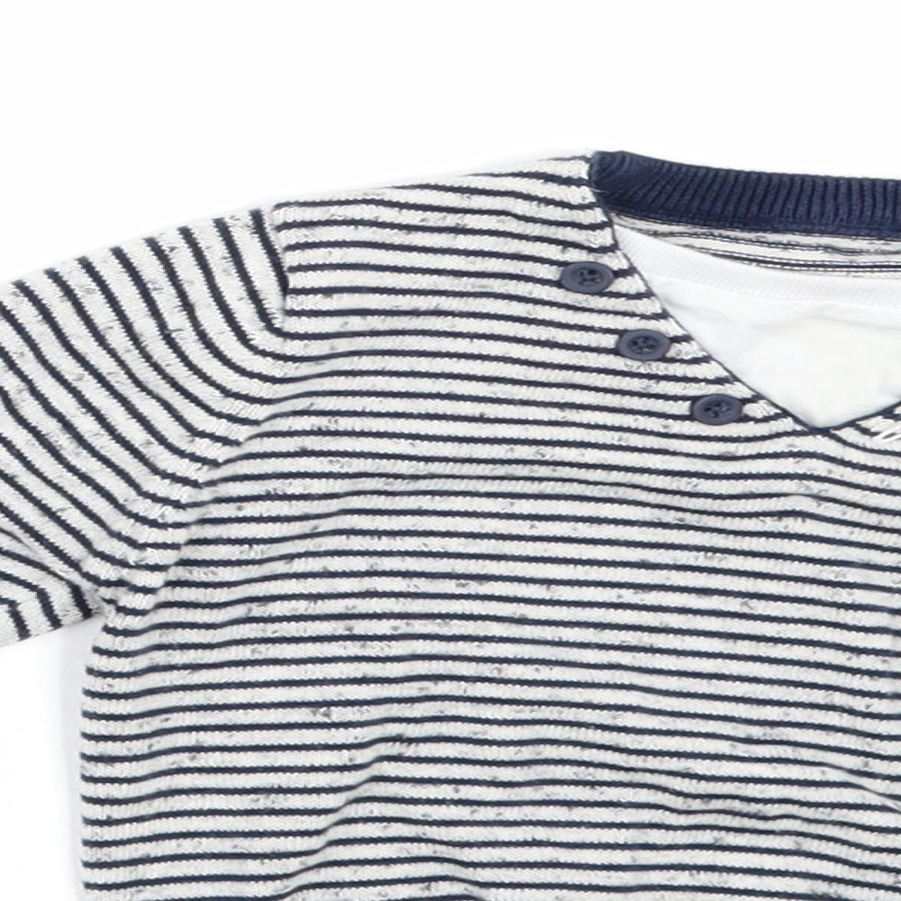 Matalan Boys Grey Striped  Pullover Jumper Size 12-18 Months