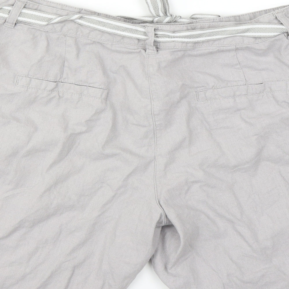 Authentic Womens Grey    Shorts Size 16
