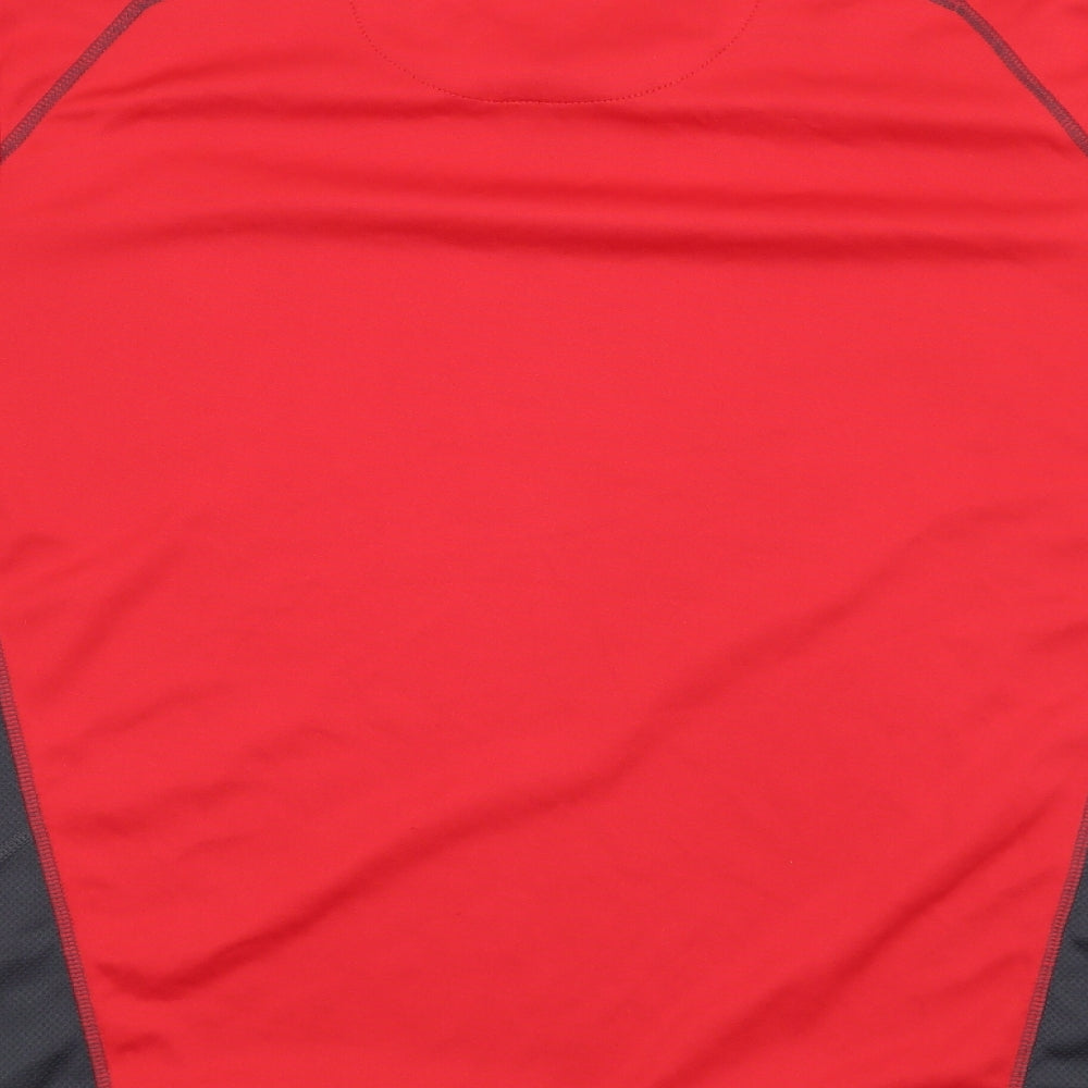 Regatta Mens Red    T-Shirt Size L