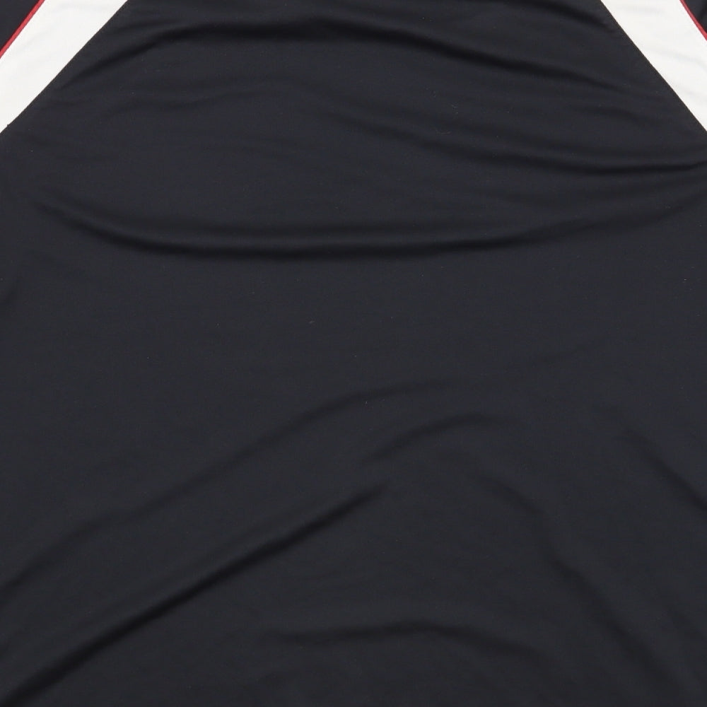 Sergio Tacchini Mens Black    T-Shirt Size M